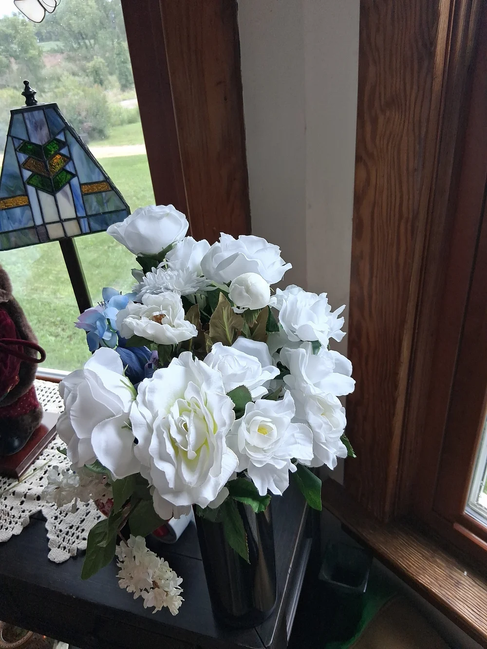 Artificial White and Blue Rose Bouquet in Black Vase - Unbranded